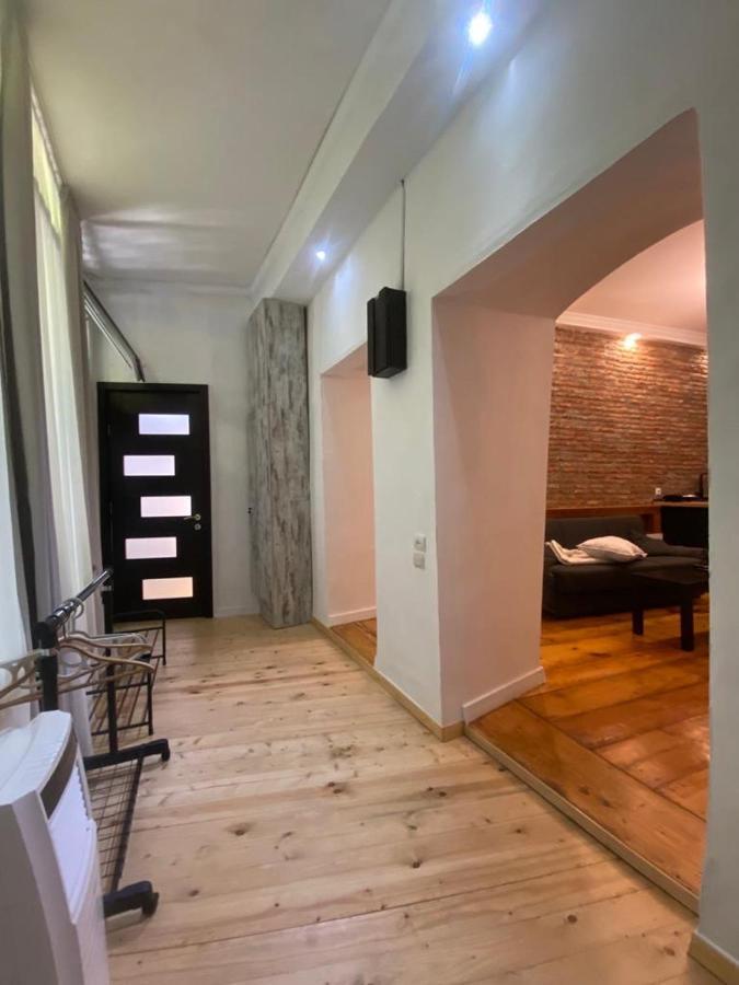 Tbilisi Central Appartement Buitenkant foto